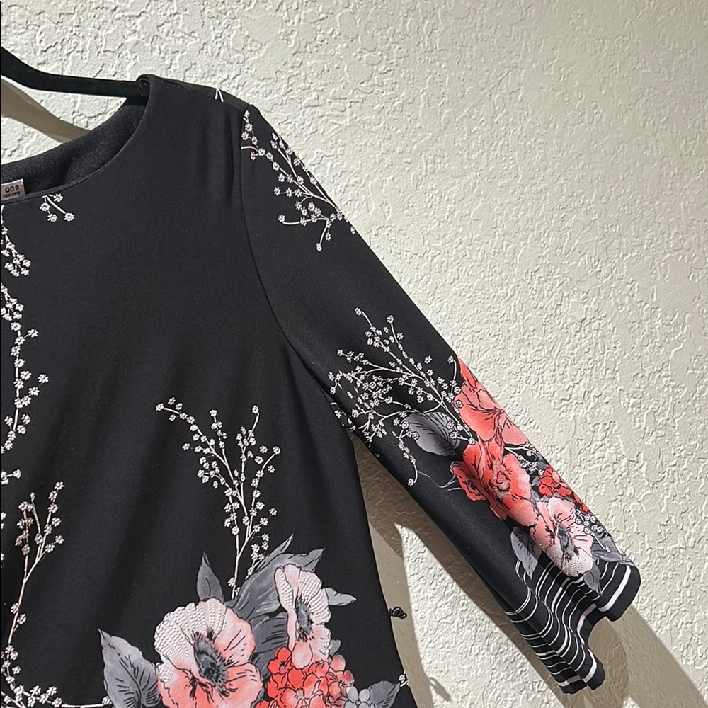 Black and Orange Sheath Dress with 3/4 Sleeves - Picture 2 of 6